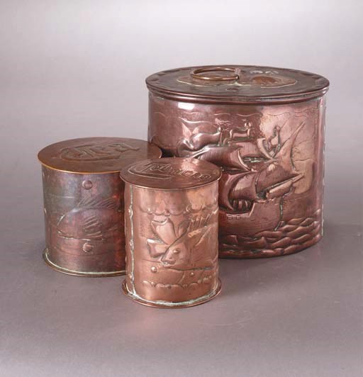 A Newlyn oval copper box and cover