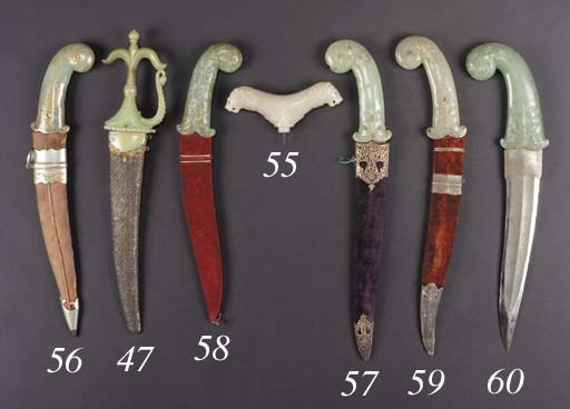 A Moghul jade crutch handle
18/19th Century