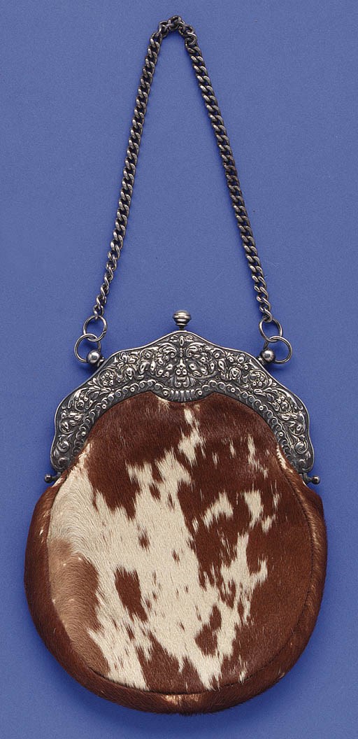 A LADIE'S PURSE
