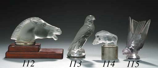 'HIRONDELLE', A CLEAR AND FROSTED GLASS CAR MASCOT