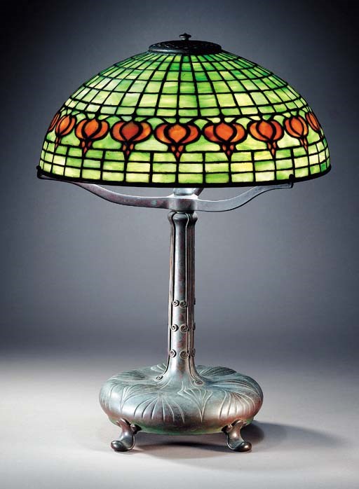 A 'POMEGRANATE' LEADED GLASS AND BRONZE TABLE LAMP