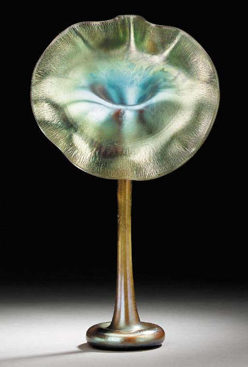 A 'JACK-IN-THE-PULPIT' FAVRILE GLASS VASE