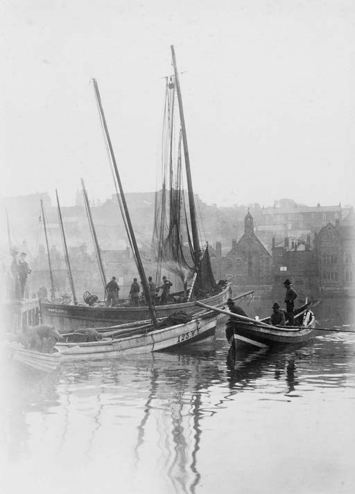 FRANK MEADOW SUTCLIFFE