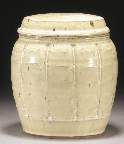 A Mike Dodd stoneware lidded jar