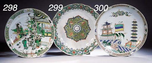 A famille verte dish