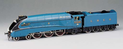 A fine and well proportioned Gauge 1 spirit-fired steam model of the LNER 4-6-2 A4 streamlined locomotive 'Mallard' and eight-wheel four-axle rigid tender No. 4468