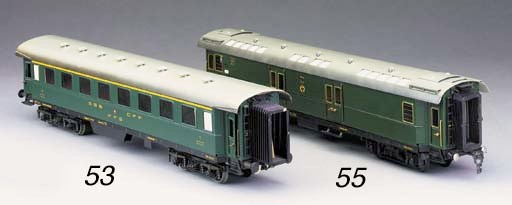 A Gauge 1 two-rail electric model of the Swiss SBB-CFF 1st Class four-axle Bogie Side Corridor Coach