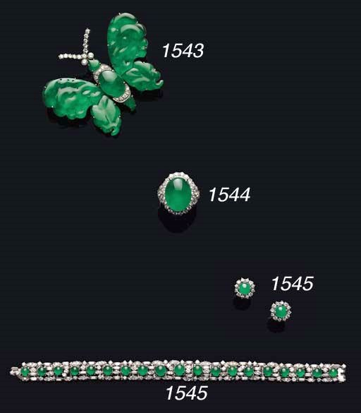A SET OF JADEITE AND DIAMOND JEWELLERY, BY TAILOI