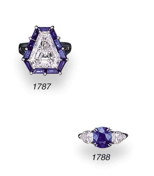 A FINE DIAMOND AND SAPPHIRE RING, BY OSCAR HEYMAN & BROTHERS