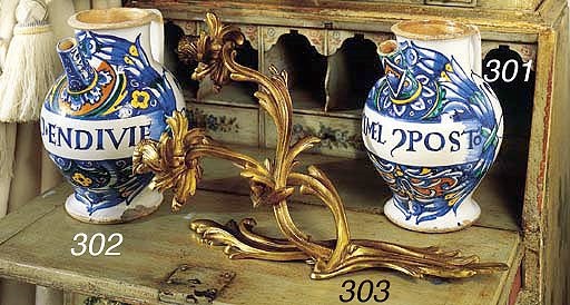 CHEVRETTE EN FAIENCE ITALIENNE (DERUTA)