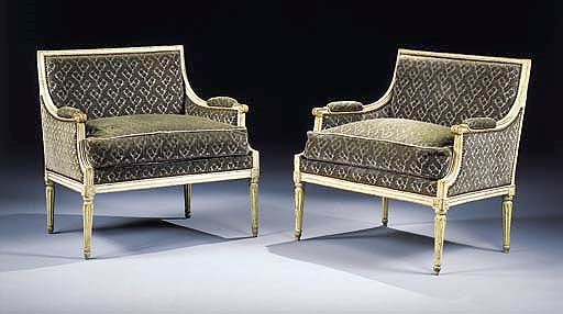 PAIRE DE MARQUISES D'EPOQUE LOUIS XVI