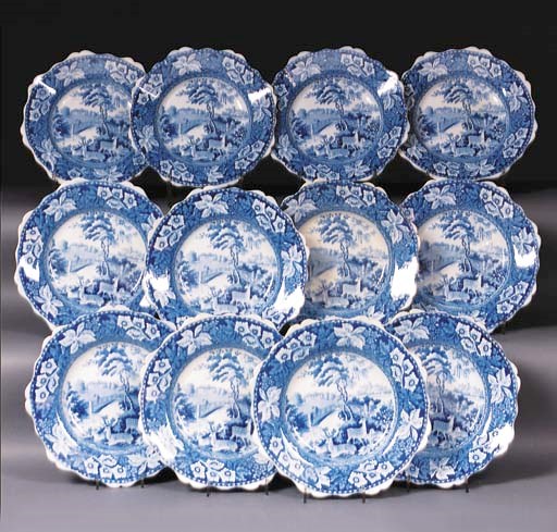 Twelve pearlware blue and white dessert plates