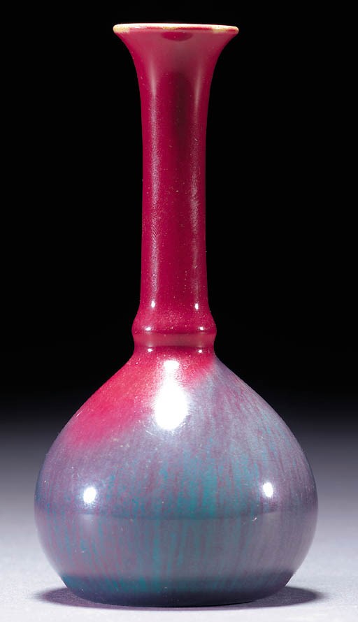 A small Linthorpe vase