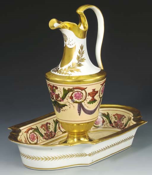 A Paris ewer and basin