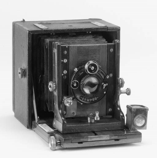 Una hand camera