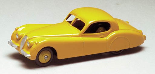 Dinky 157 Jaguar XK 120 Coupés