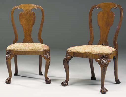 A PAIR OF GEORGE II MAHOGANY SIDE CHAIRS