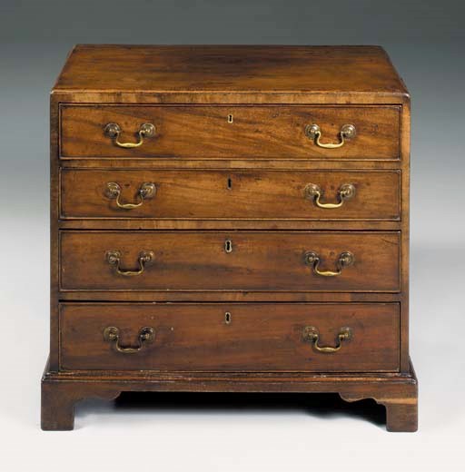 A GEORGE III MAHOGANY CHEST