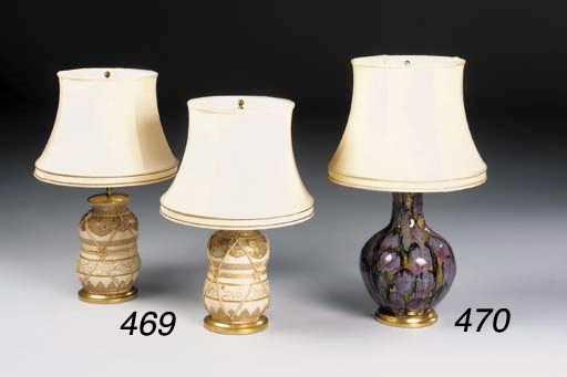 A PAIR OF JAPANESE SATSUMA DOUBLE-GOURD VASES