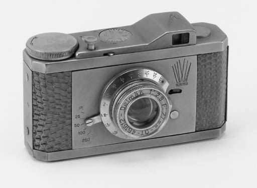 Luxia camera