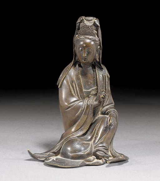 A bronze figure of Guanyin
17th Century