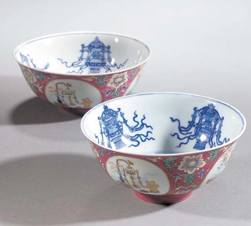 A pair of famille rose medalion bowls
19th century