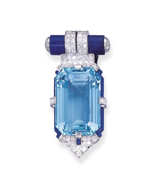 AN ART DECO AQUAMARINE, DIAMOND, LAPIS LAZULI AND ENAMEL CLIP, BY CARTIER