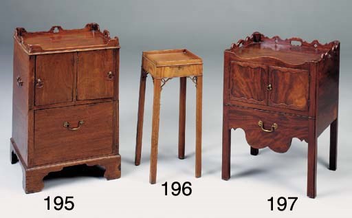 A GEORGE III MAHOGANY TRAY TOP COMMODE