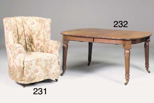 A mahogany extending dining table, late 19th early 20th century