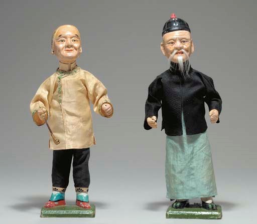 A PAIR OF CHINA TRADE FIGURES
