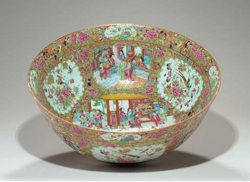 A MASSIVE 'CANTON FAMILLE ROSE' PUNCHBOWL