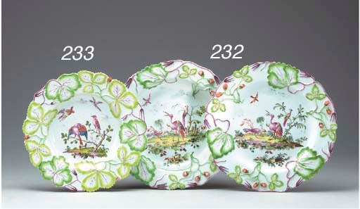 A LONGTON HALL STRAWBERRY-VINE SHALLOW BOWL