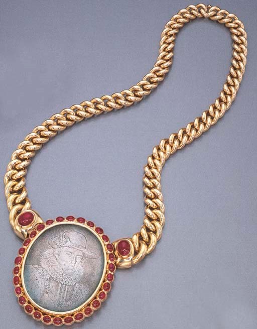 AN 18K GOLD AND RUBY PENDENT NECKLACE, BY BULGARI