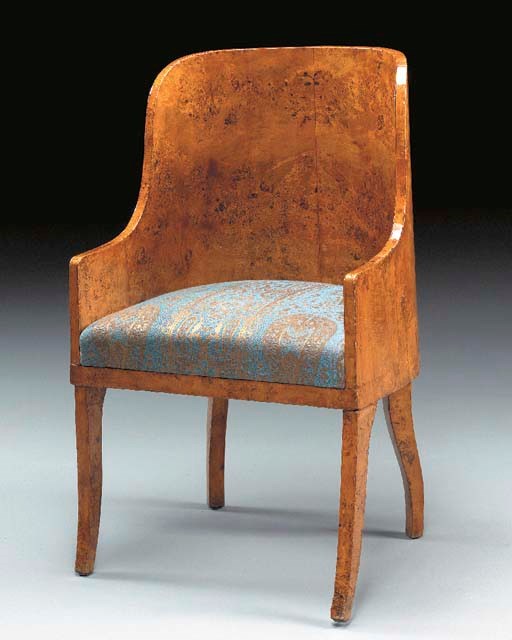 A RUSSIAN KARELIAN BIRCH BERGERE,