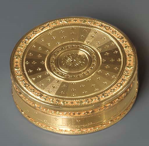 A LOUIS XVI VARI-COLOUR GOLD BOÎTE-À-ROUGE