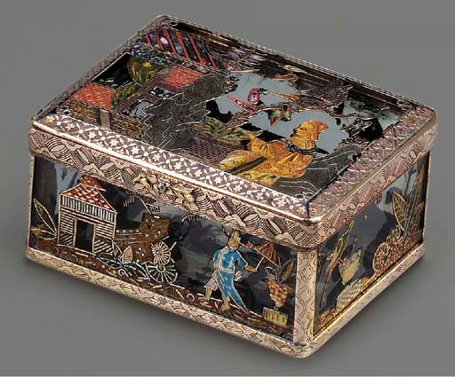 A SAXON GOLD-MOUNTED ROCK-CRYSTAL AND BURGAU LACQUER SNUFF-BOX