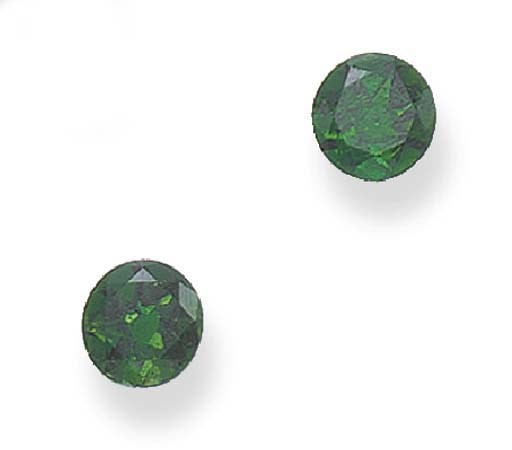 A PAIR OF EMERALD EAR STUDS