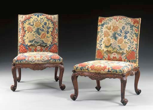 A PAIR OF GEORGE II MAHOGANY SIDE CHAIRS