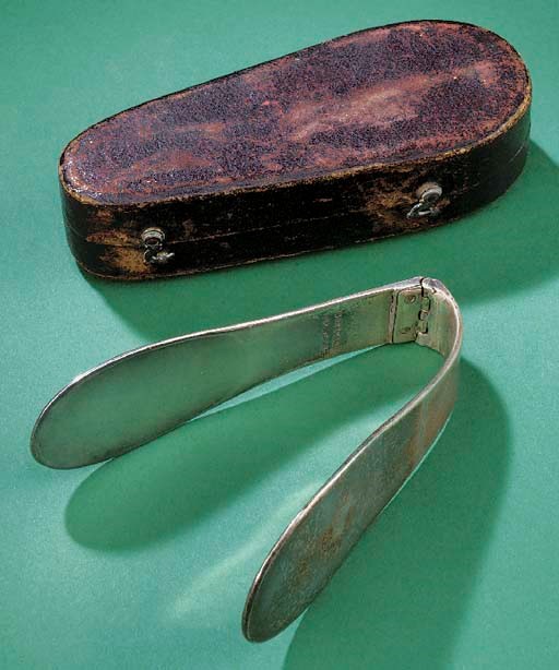 A late 19th-Century/early 20th-Century Sheffield-plate tongue depressor,