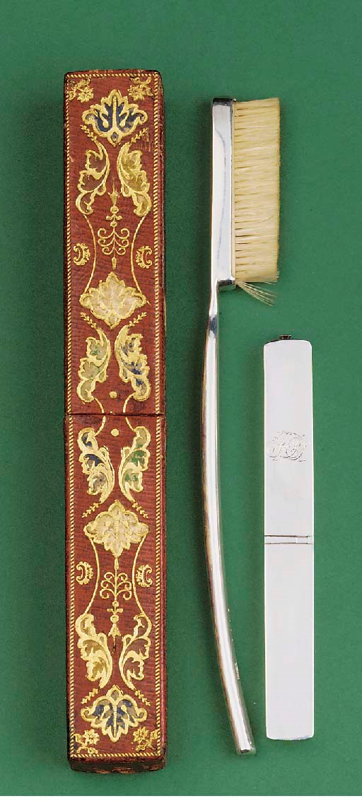 A Victorian oral hygiene set,