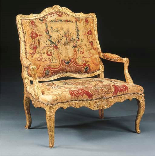 A REGENCE GILT-WALNUT MARQUISE