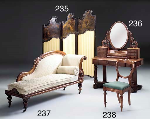 A SET OF EIGHT MAHOGANY BALLOON BACK CHAIRS, LATE 19TH/EARLY 20TH CENTURY