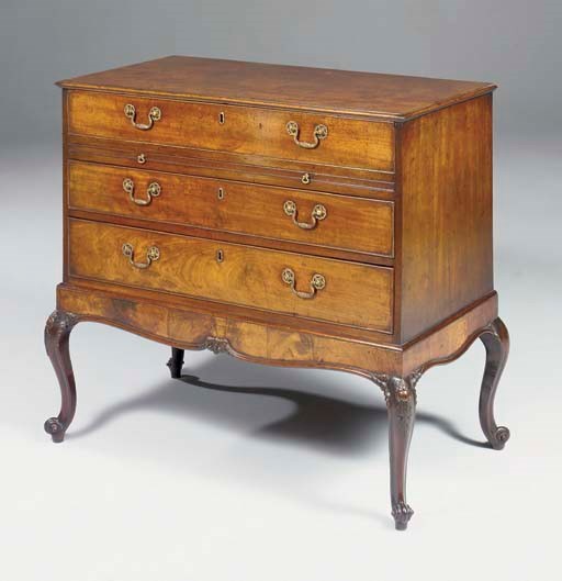 A GEORGE III MAHOGANY CHEST-ON-STAND