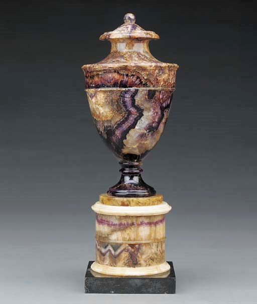 A GEORGE III BLUEJOHN URN