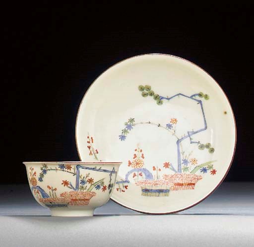 A Meissen Kakiemon teabowl and saucer