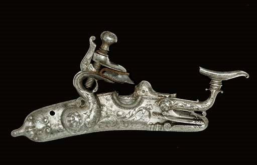 A FINE ITALIAN (TUSCO-EMILIAN) SNAPHAUNCE LOCK FOR A SPORTING GUN