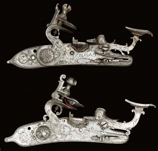 TWO ITALIAN (TUSCO-EMILIAN) SNAPHAUNCE MECHANISMS