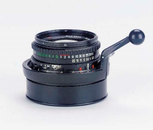 Planar T* f/2.8 80mm. no. 6123750
