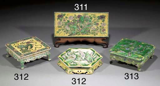 A FAMILLE VERTE SQUARE PLAQUE
KANGXI