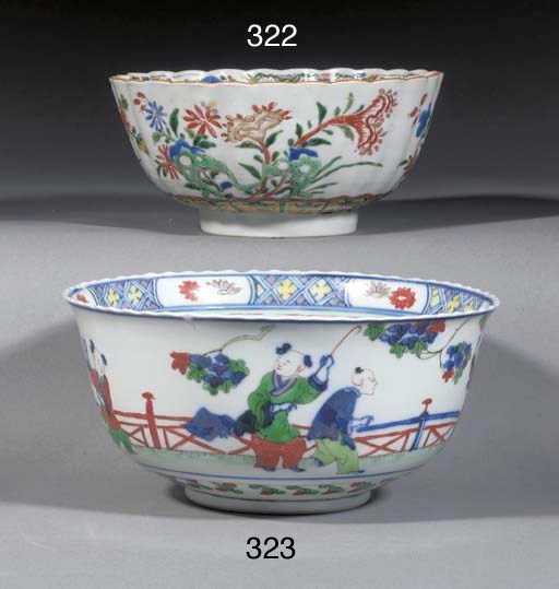 A FAMILLE VERTE FLUTED BOWL
KANGXI